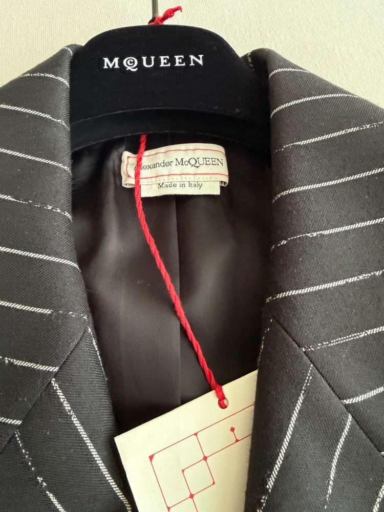 Alexander McQUEEN sako