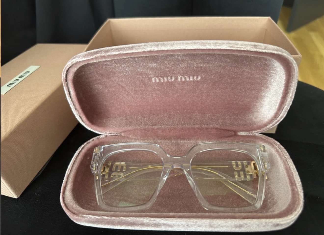 Miu miu okuliare