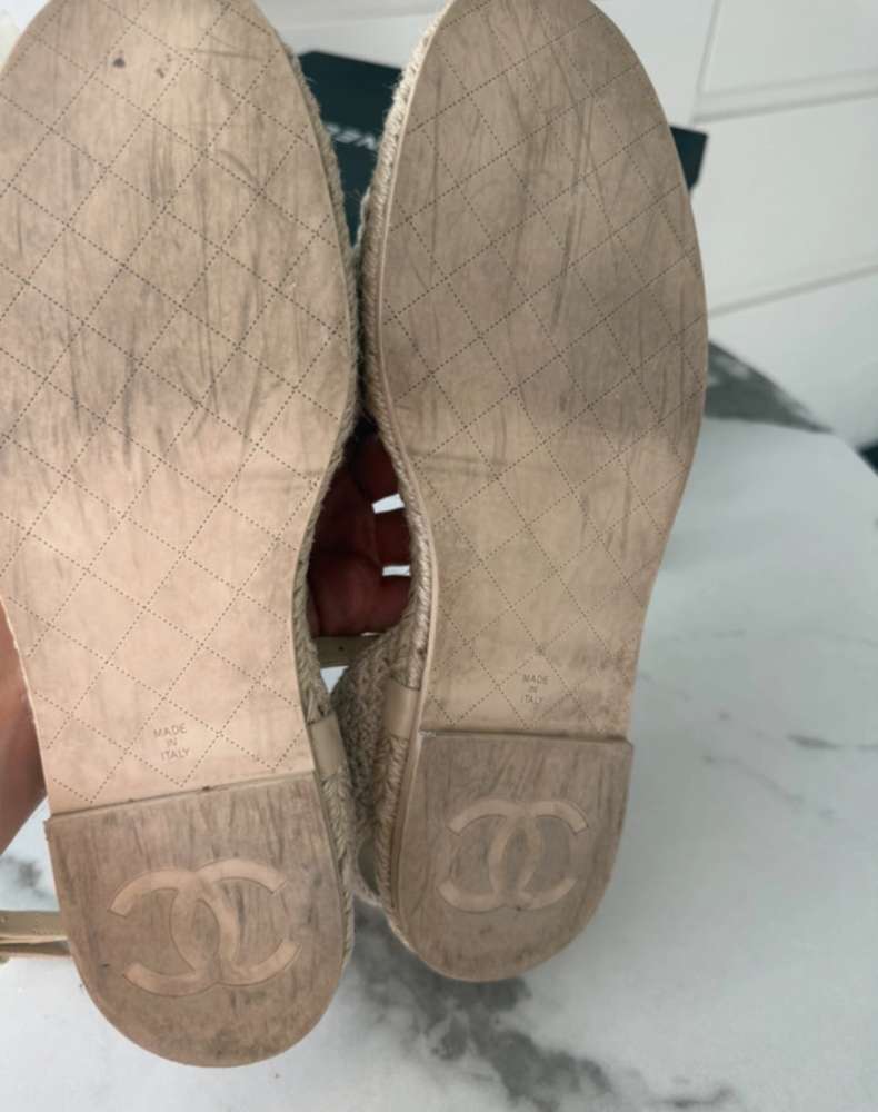 Chanel sandalky