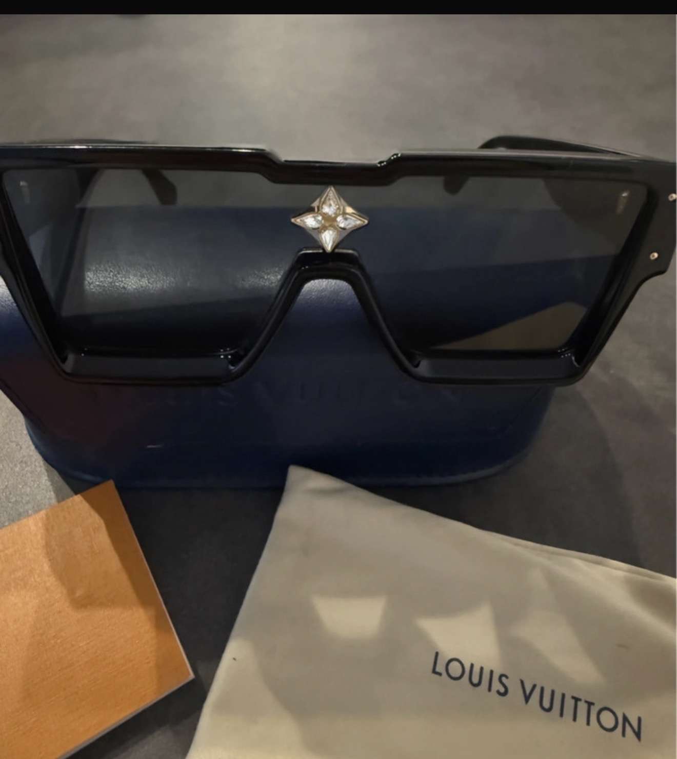 Louis Vuitton okuliare
