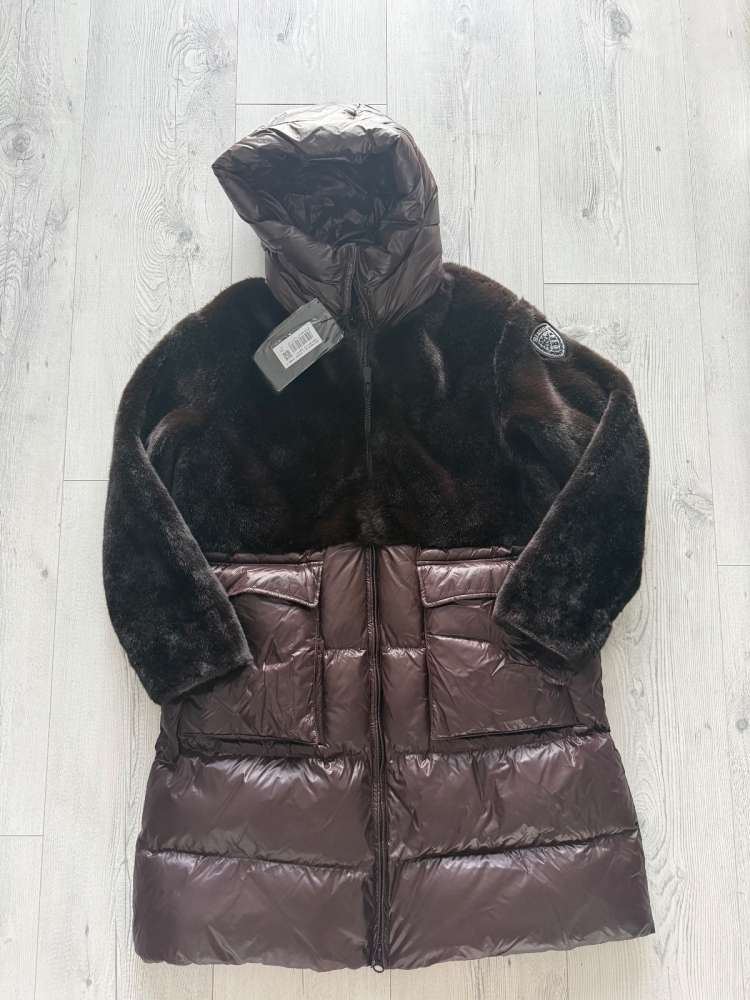 Nová Blauer Bunda M