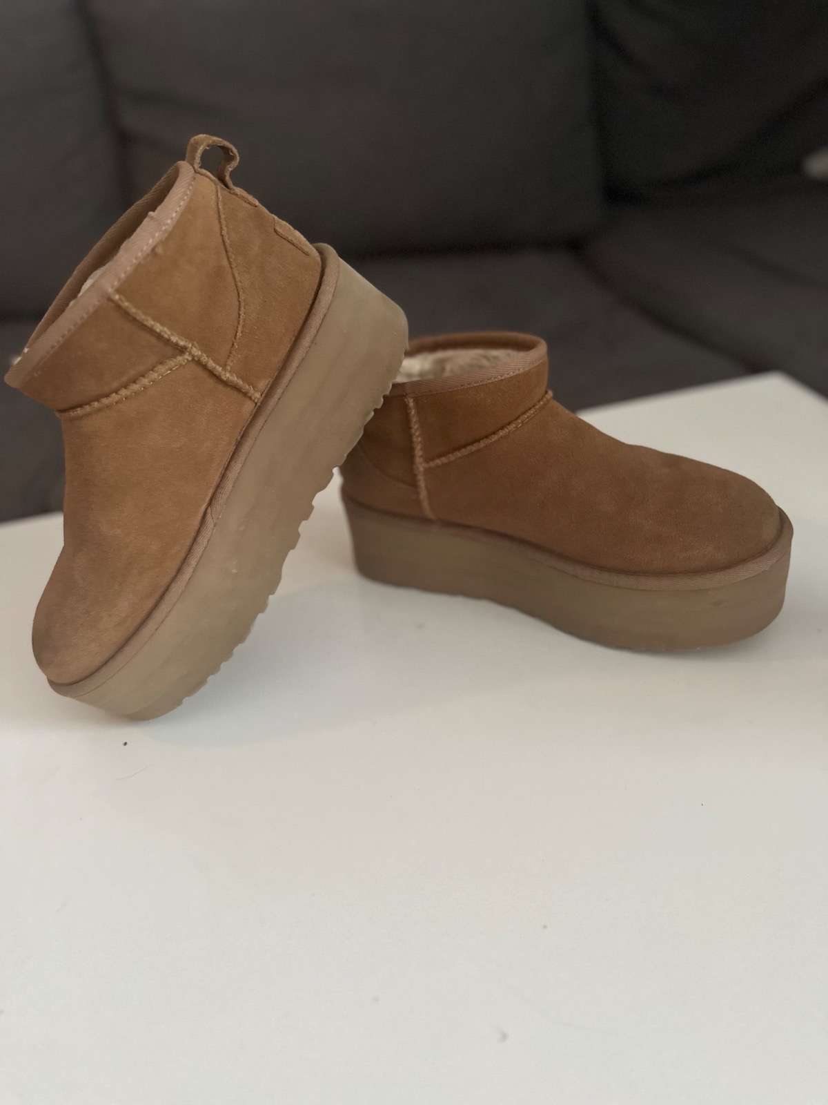 Ugg mini 38