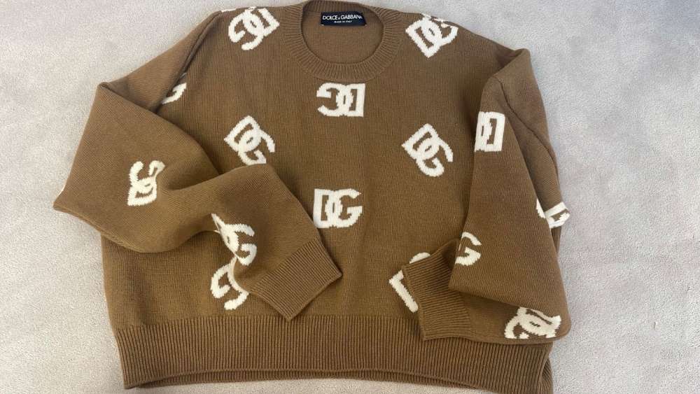 Svetrik Dolce Gabbana s
