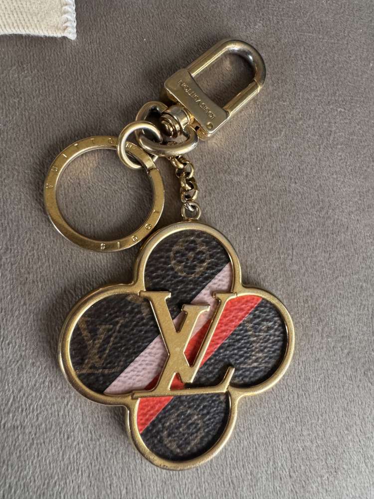 Louis Vuitton přívěsek