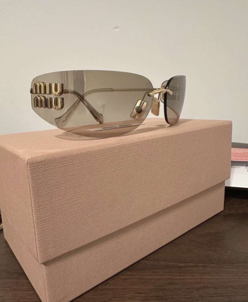 Miu miu okuliare