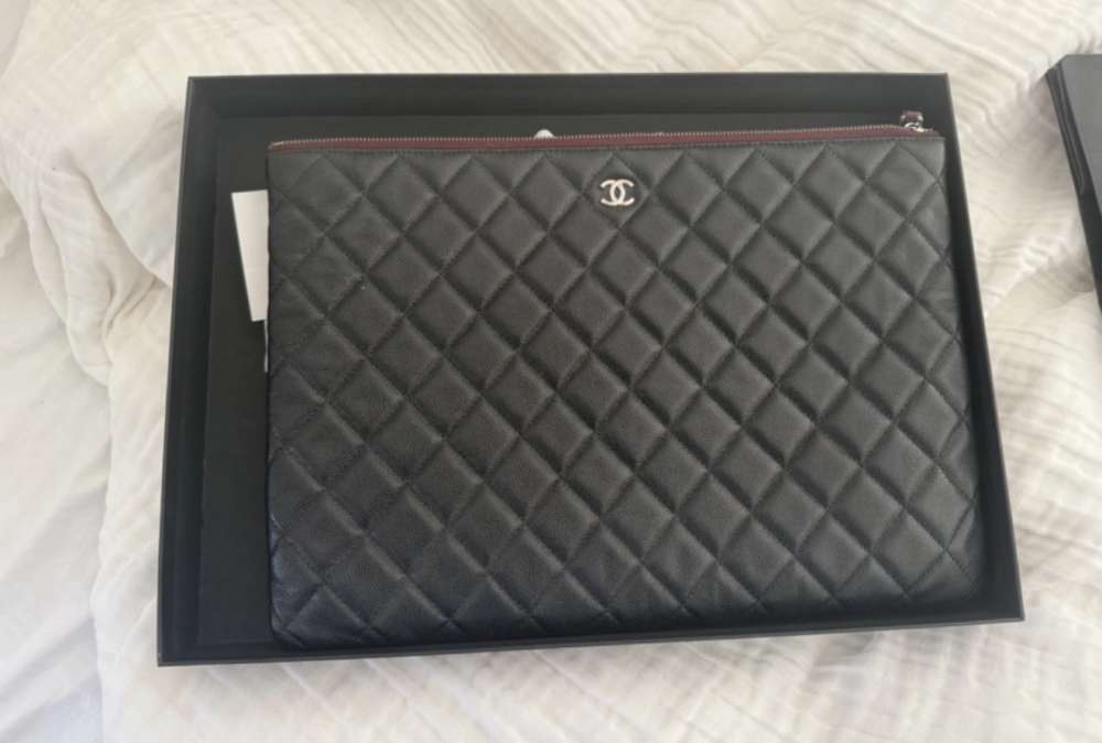 Chanel clutch