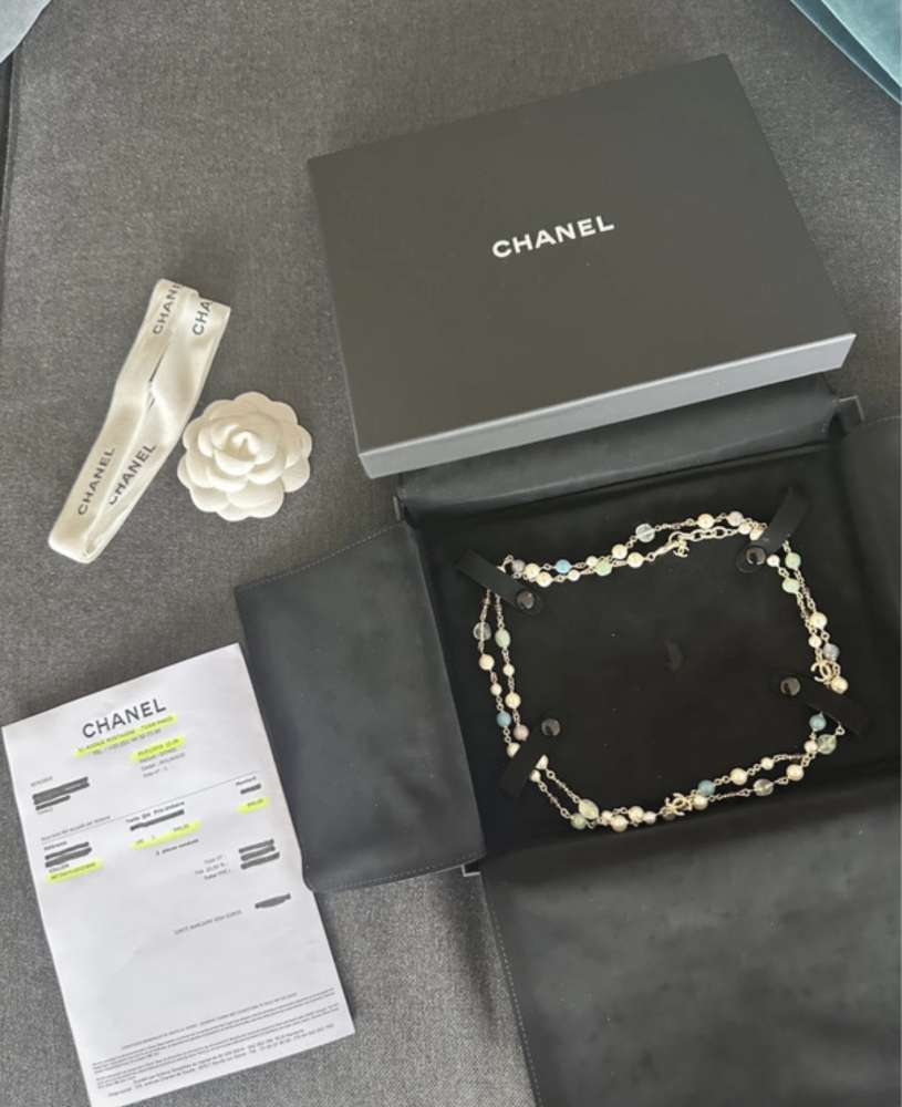 Chanel perly