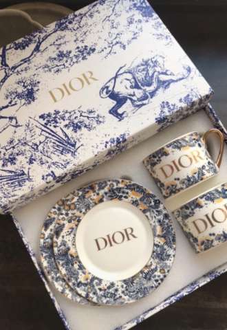 https://www.vipluxury.sk/Dior šálky