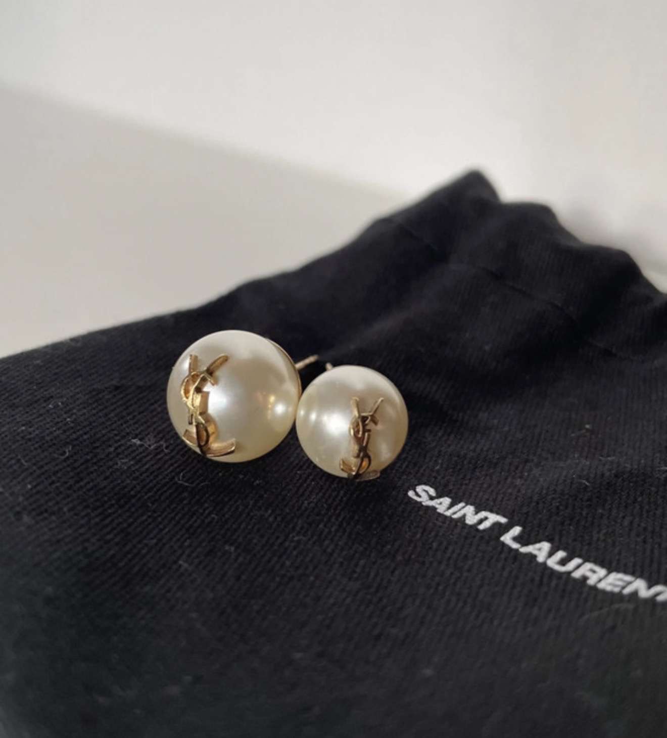 YSL náušnice