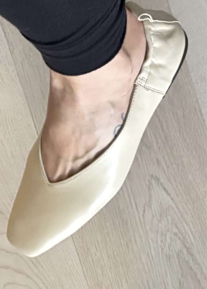 A. Emery ballet flats, koža, pc 260€