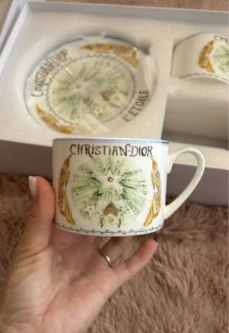 https://www.vipluxury.sk/Dior šálky