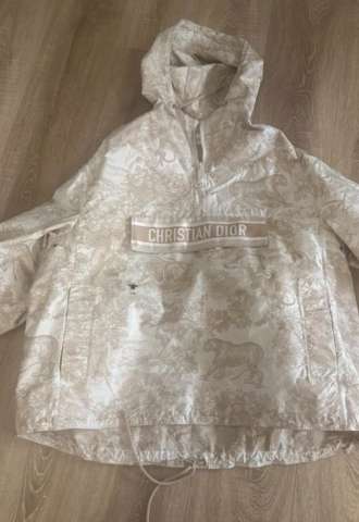 https://www.vipluxury.sk/Dior anorak