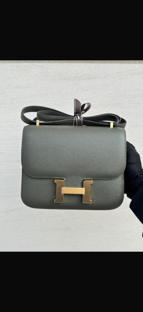 Hermes constance 18