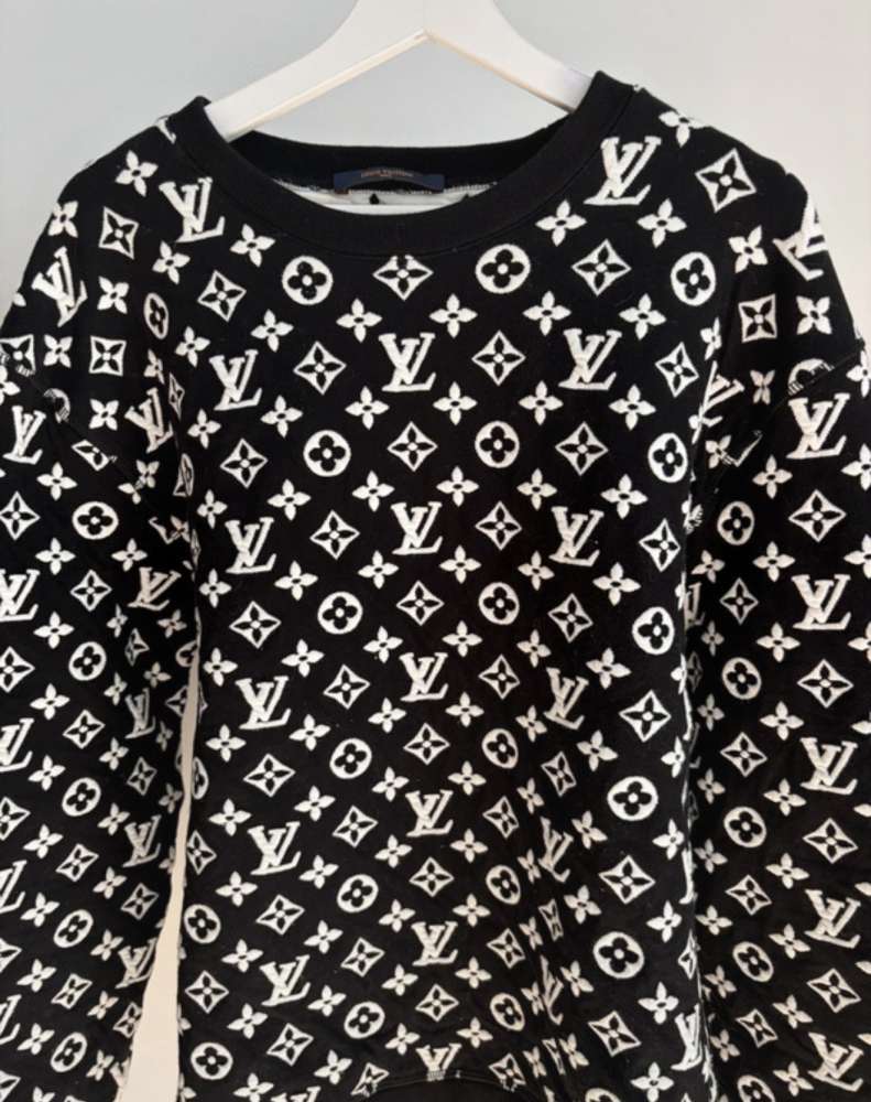 Louis Vuitton sveter