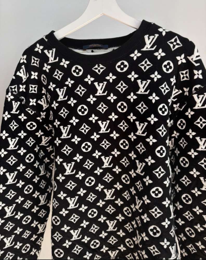 Louis Vuitton sveter