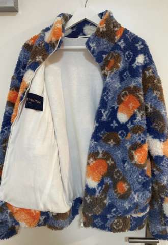 https://www.vipluxury.sk/Louis Vuitton pánska Bunda
