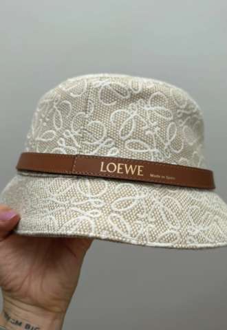 https://www.vipluxury.sk/LOEWE klobúk