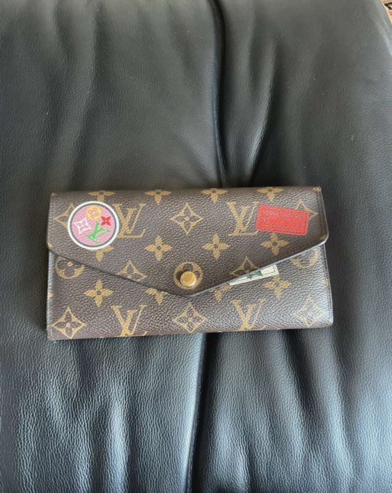 Louis Vuitton Penazenka