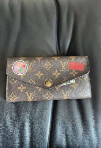 https://www.vipluxury.sk/Louis Vuitton Penazenka