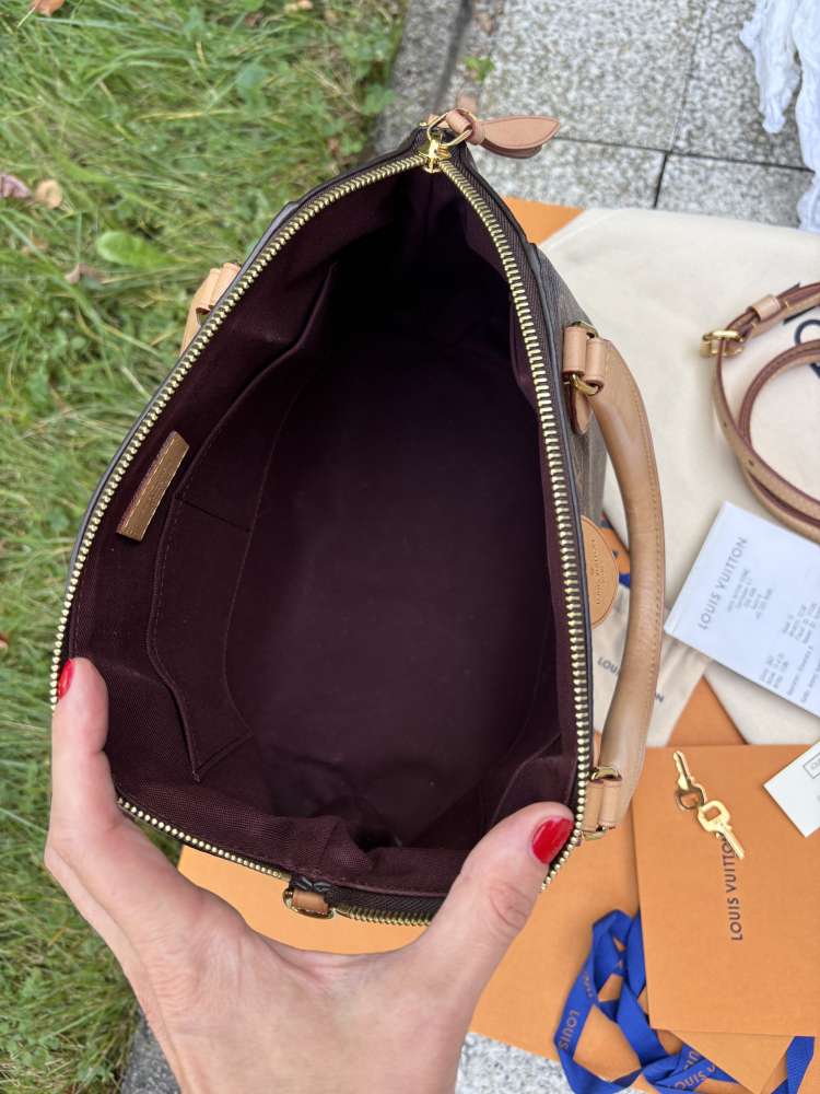 Louis Vuitton Rivoli MM crossbody / do ruky kabelka