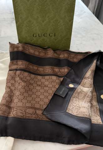 https://www.vipluxury.sk/Gucci šatka