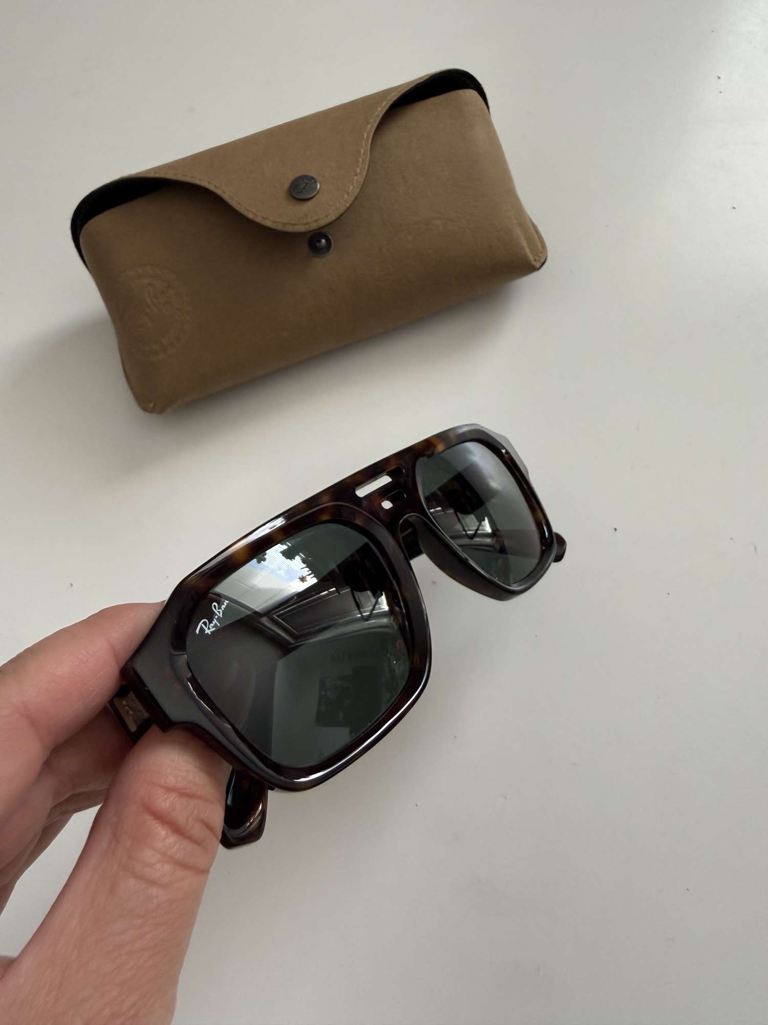 RayBan okuliare
