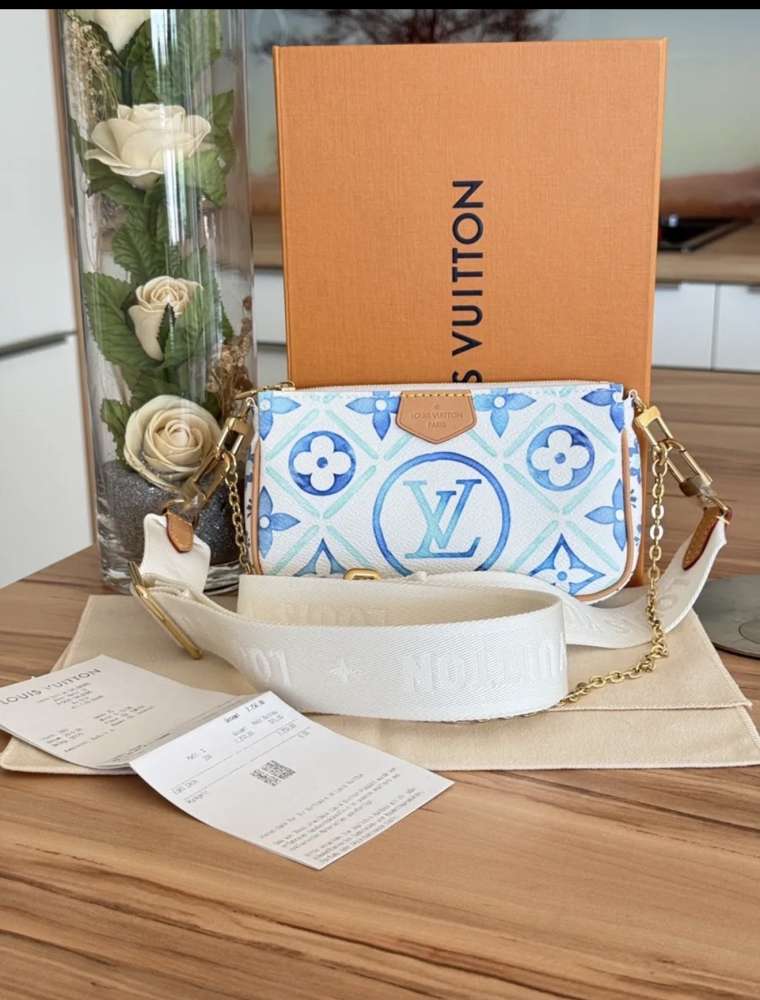 Louis Vuitton crossbody