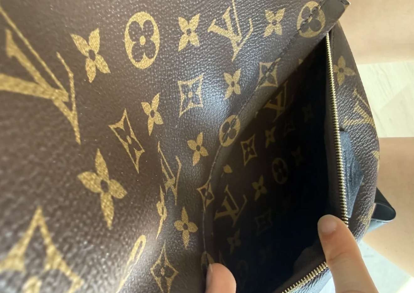 Louis Vuitton Palm Spring MM