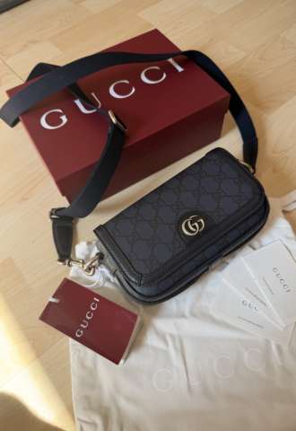 https://www.vipluxury.sk/Gucci GG monogram Shoulder bag