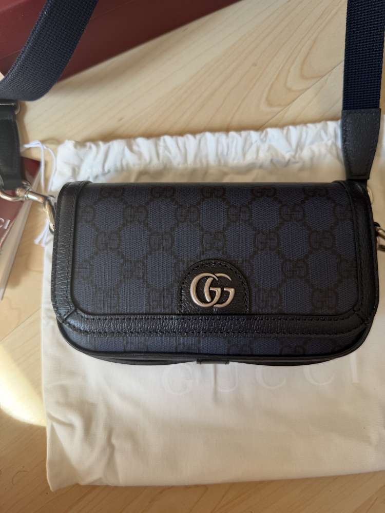 Gucci GG monogram Shoulder bag