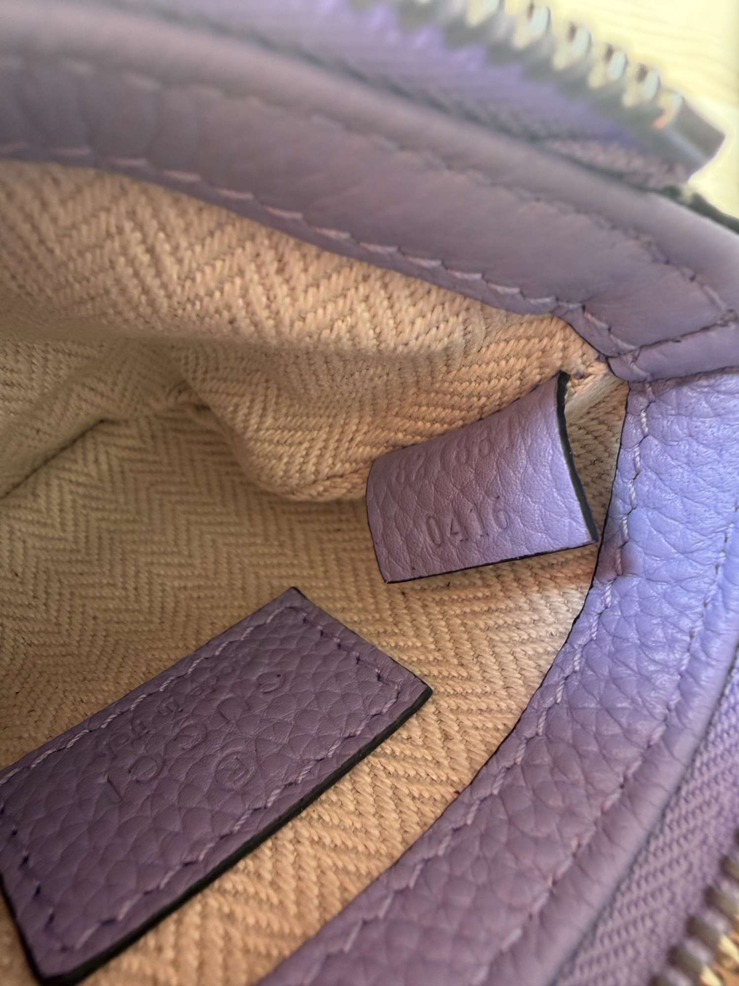 Gucci B Mini nano bag