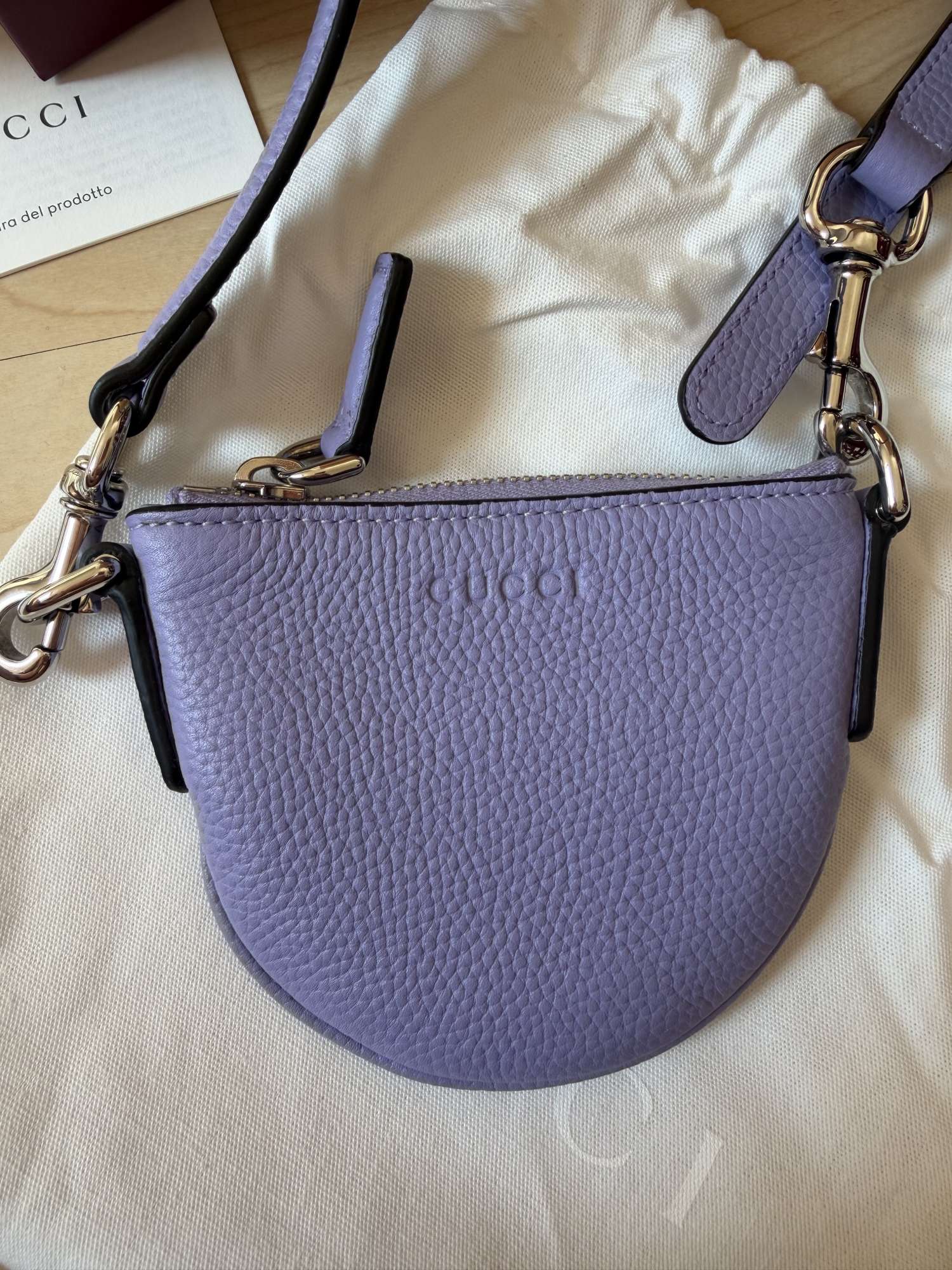 Gucci B Mini nano bag