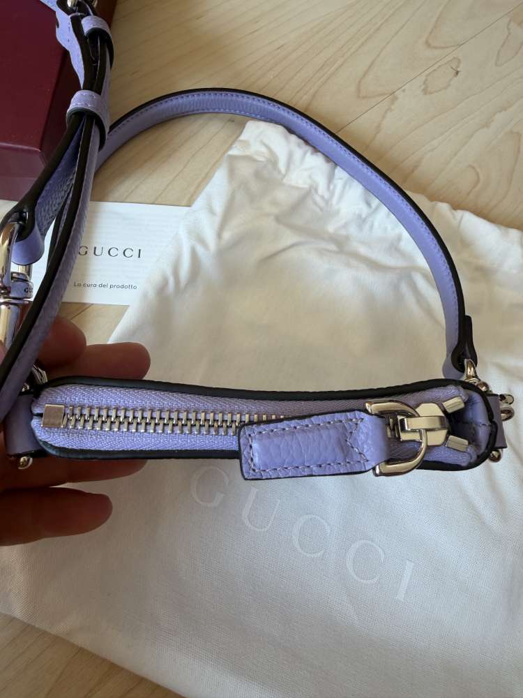 Gucci B Mini nano bag