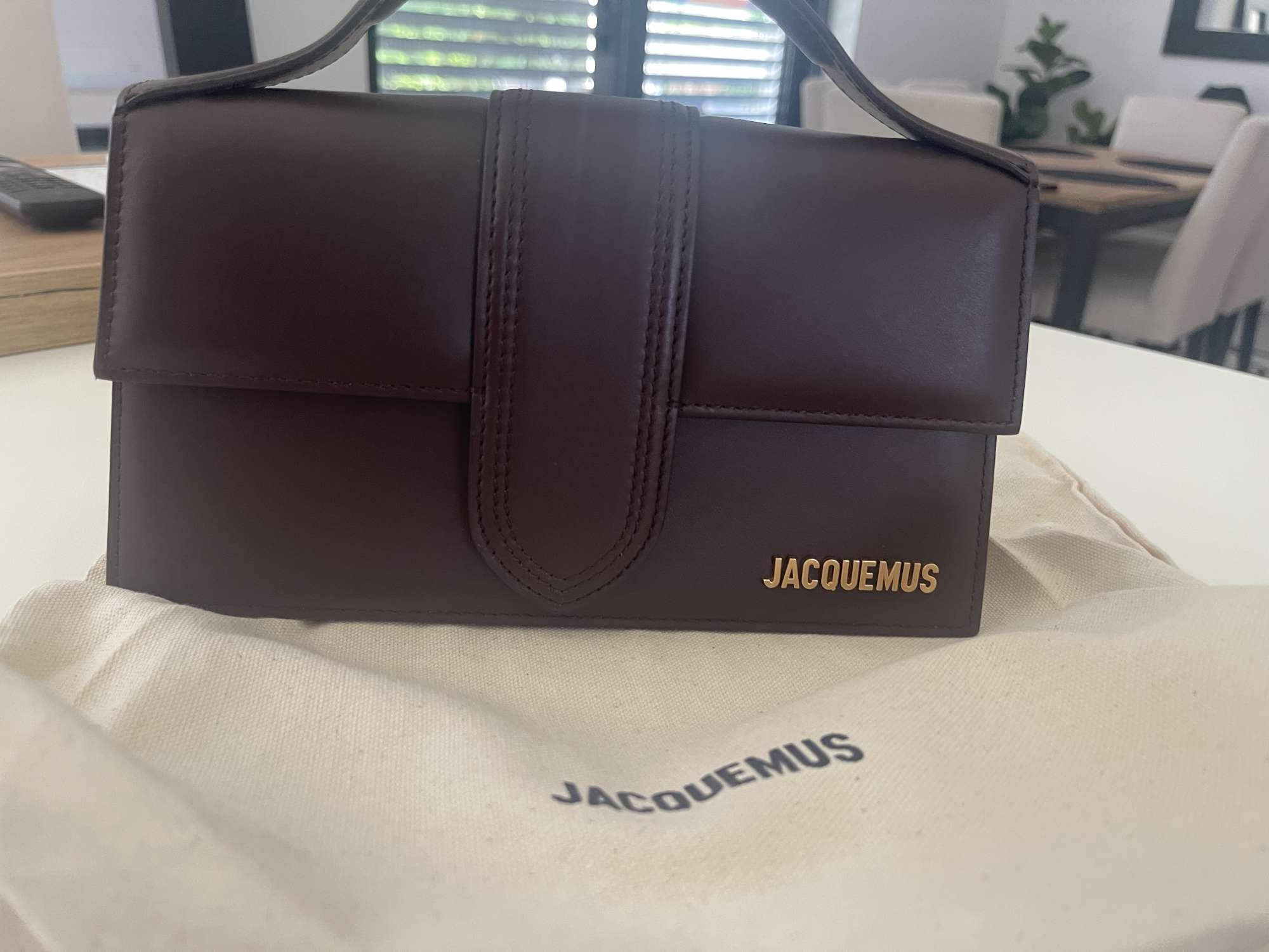 Jacquemus Le Grand Bambino