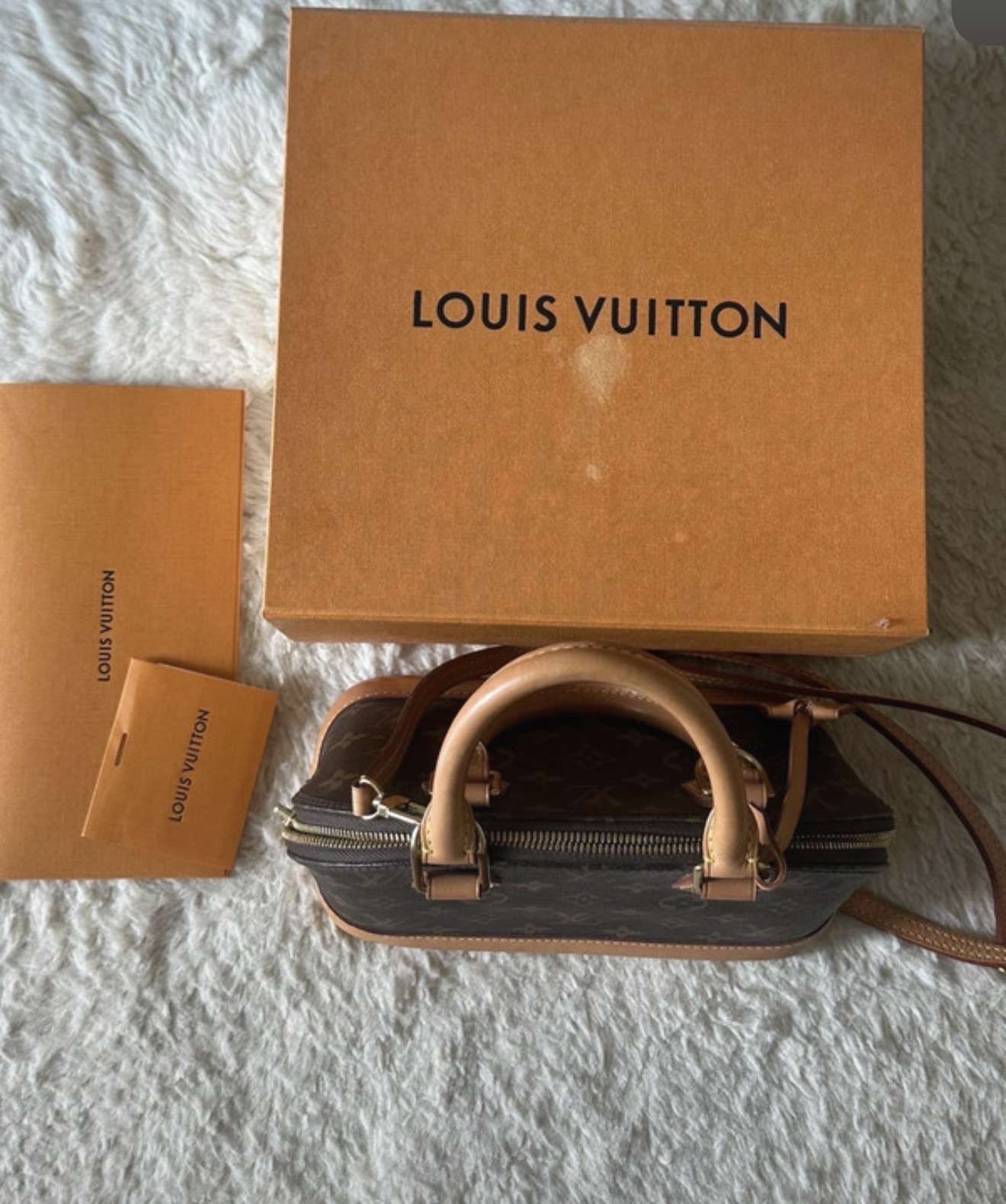 Louis Vuitton Alma bb
