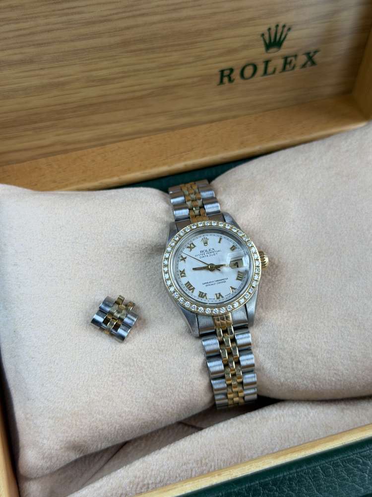 Hodinky Rolex DateJust 26mm Celá sada Zaruka Diamanty, Top stav Ref.69173