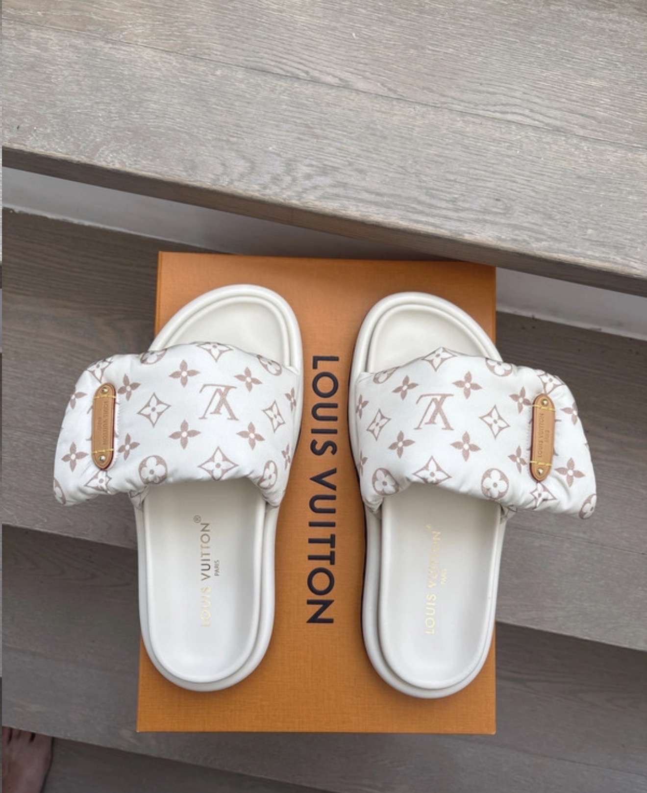 Louis Vuitton šľapky