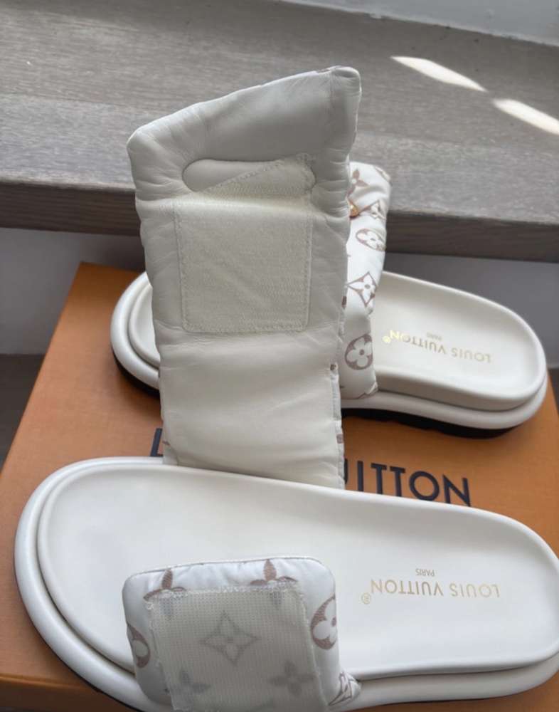 Louis Vuitton šľapky