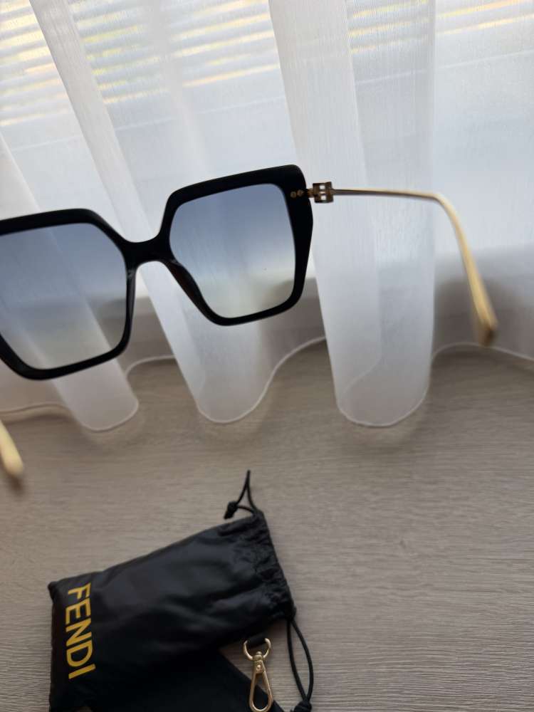 Fendi okuliare