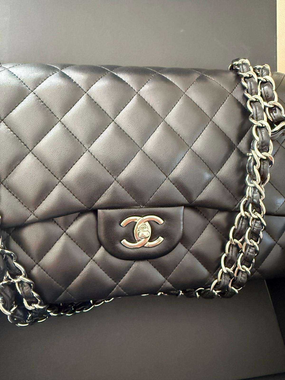 Chanel Jumbo kabelka
