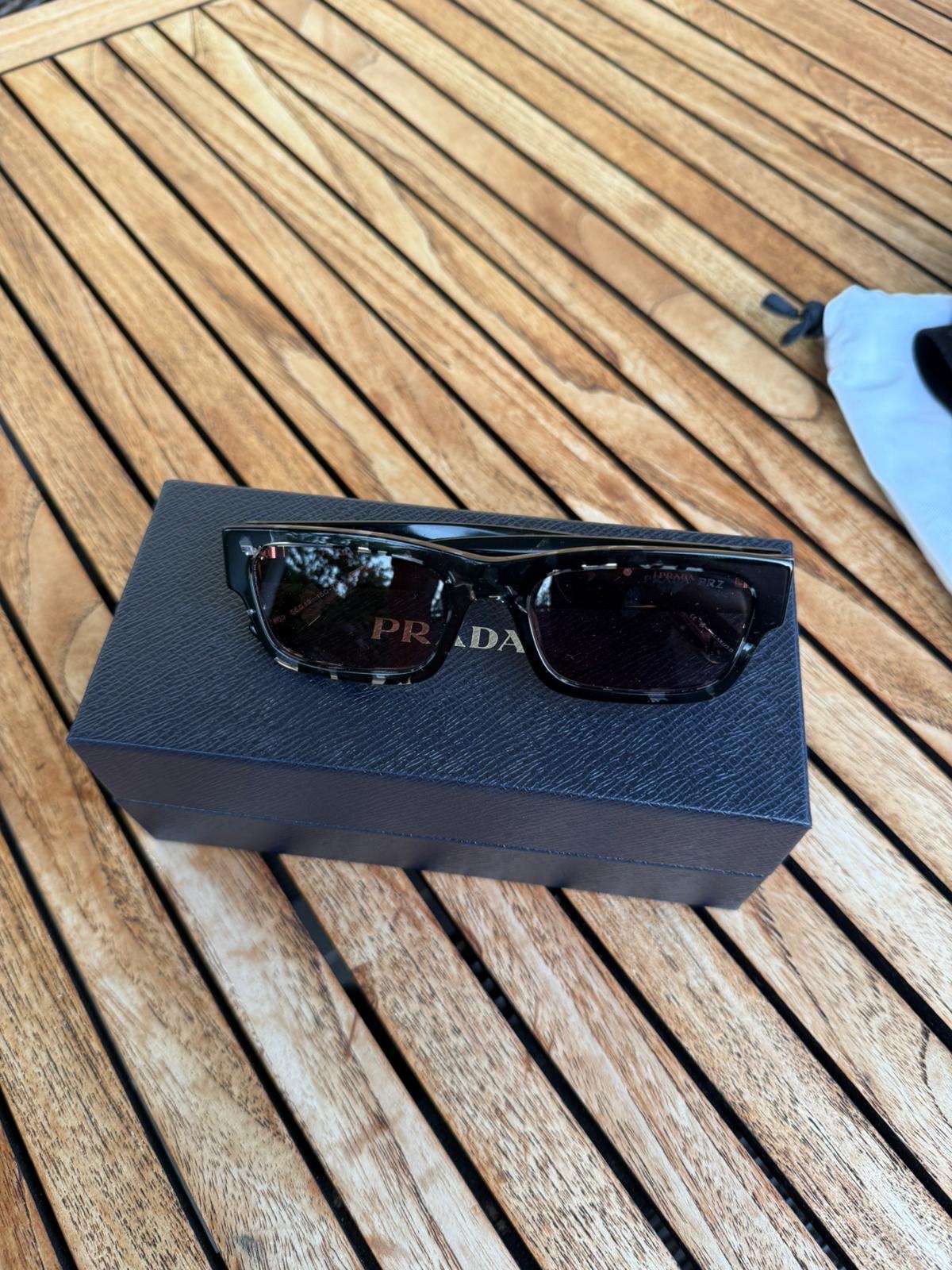 Prada panske okuliare