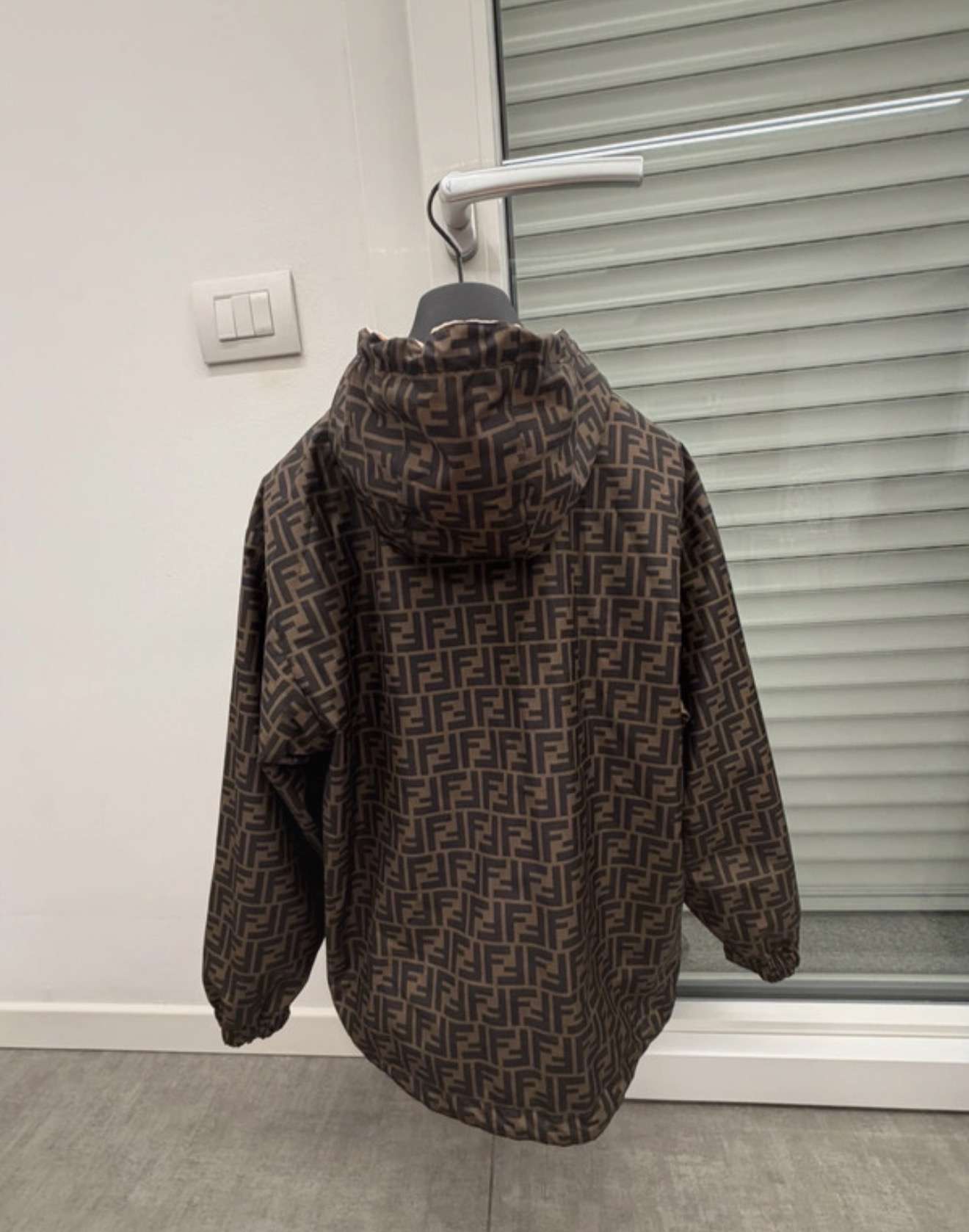 Fendi obojstranná Bunda