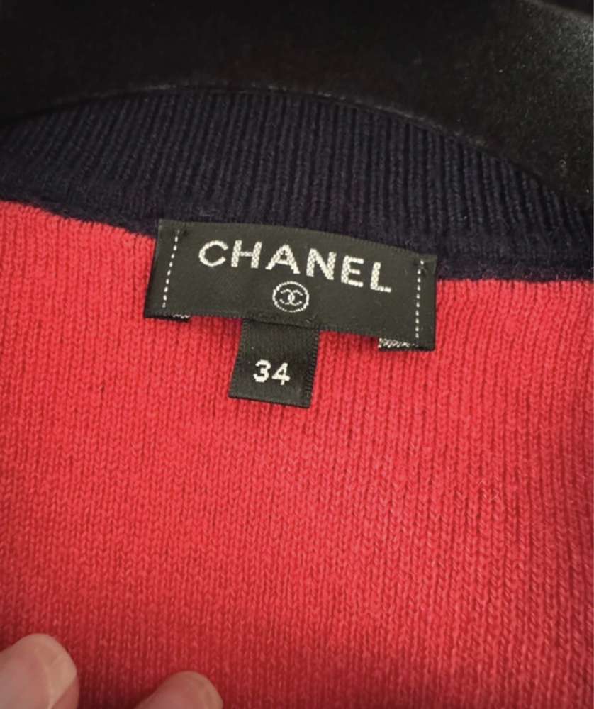 Chanel sveter