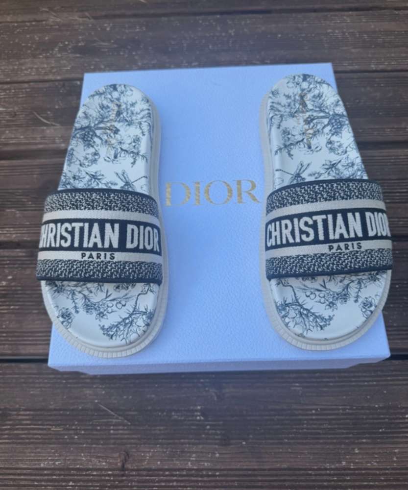 Dior mules