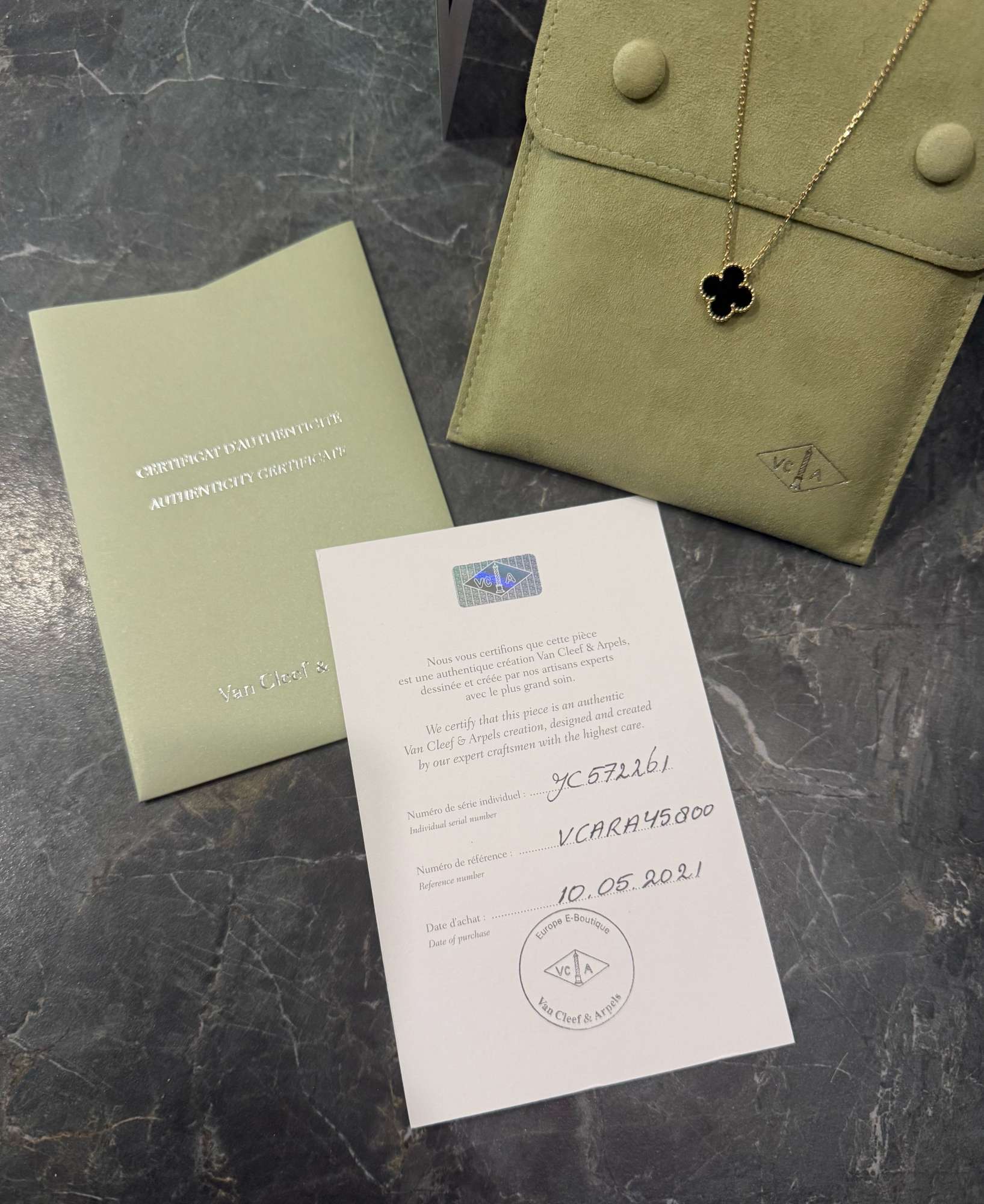 Van Cleef & Arpels Vintage Alhambra nahrdelník