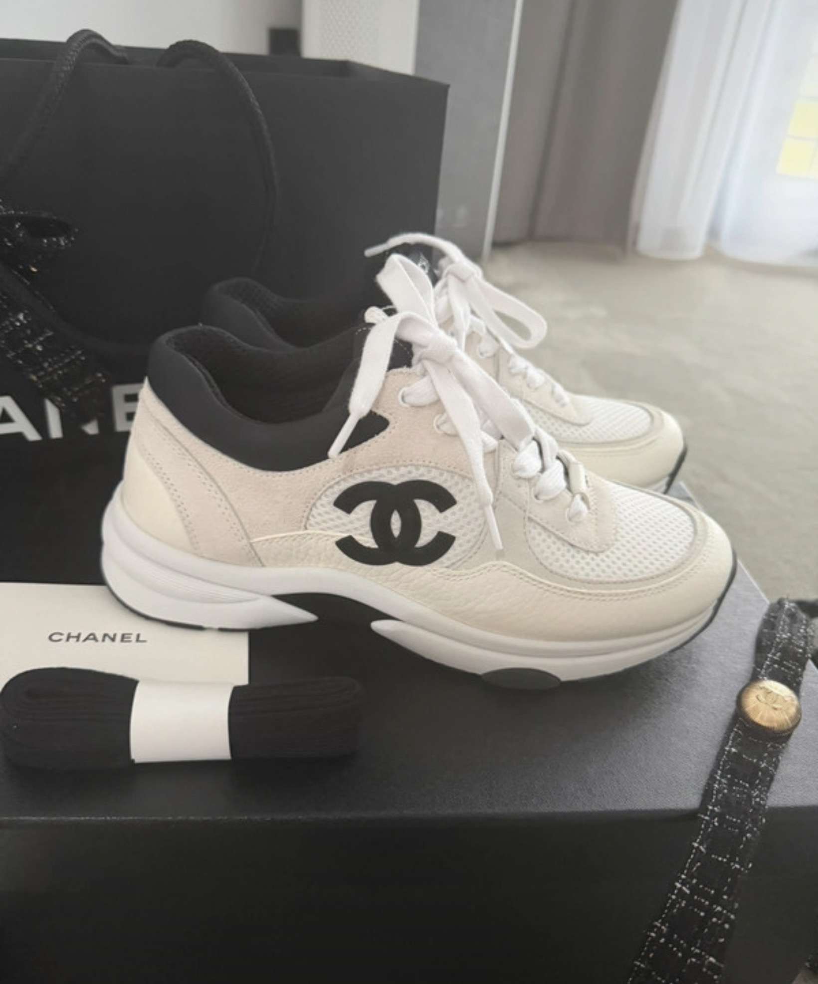 Chanel tenisky