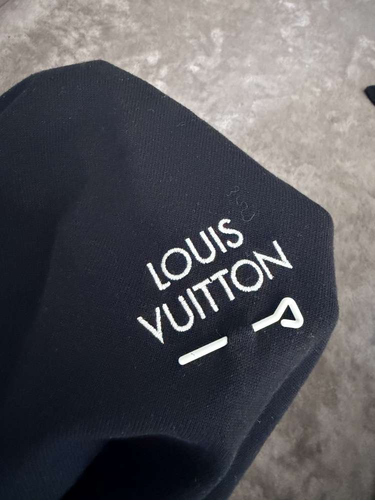 Louisvuitton tricko