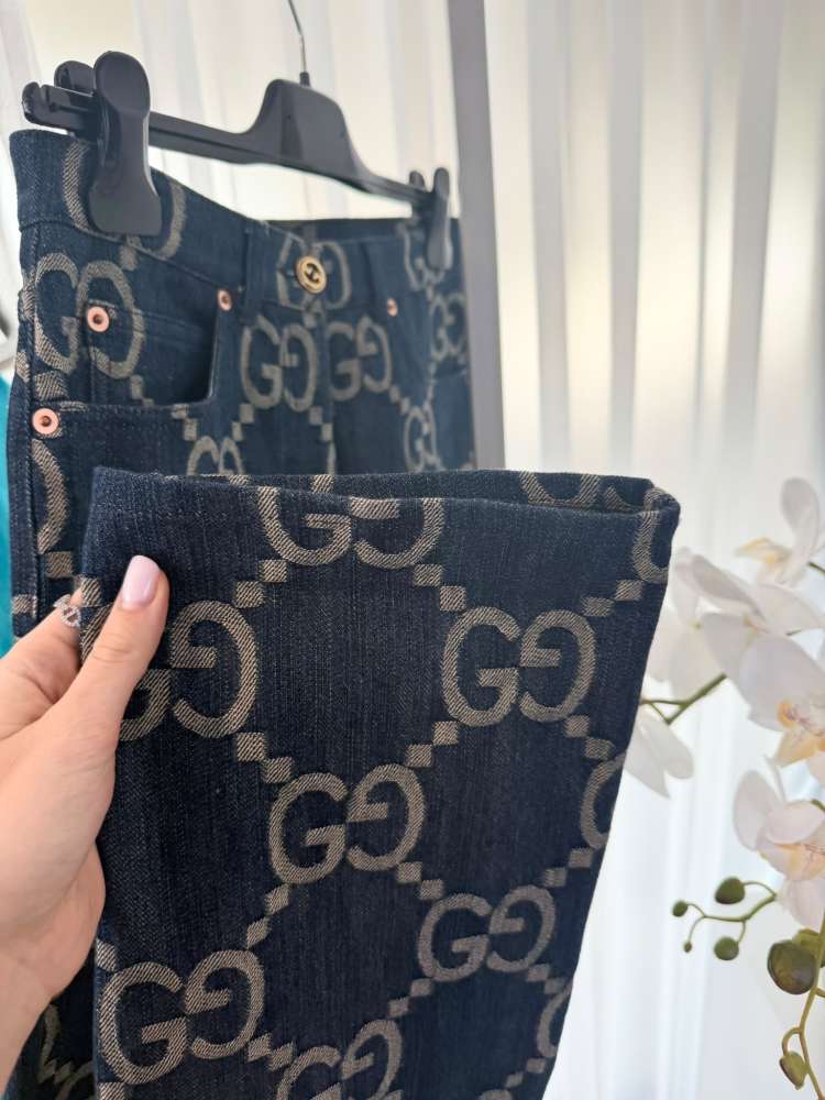 Gucci rifle