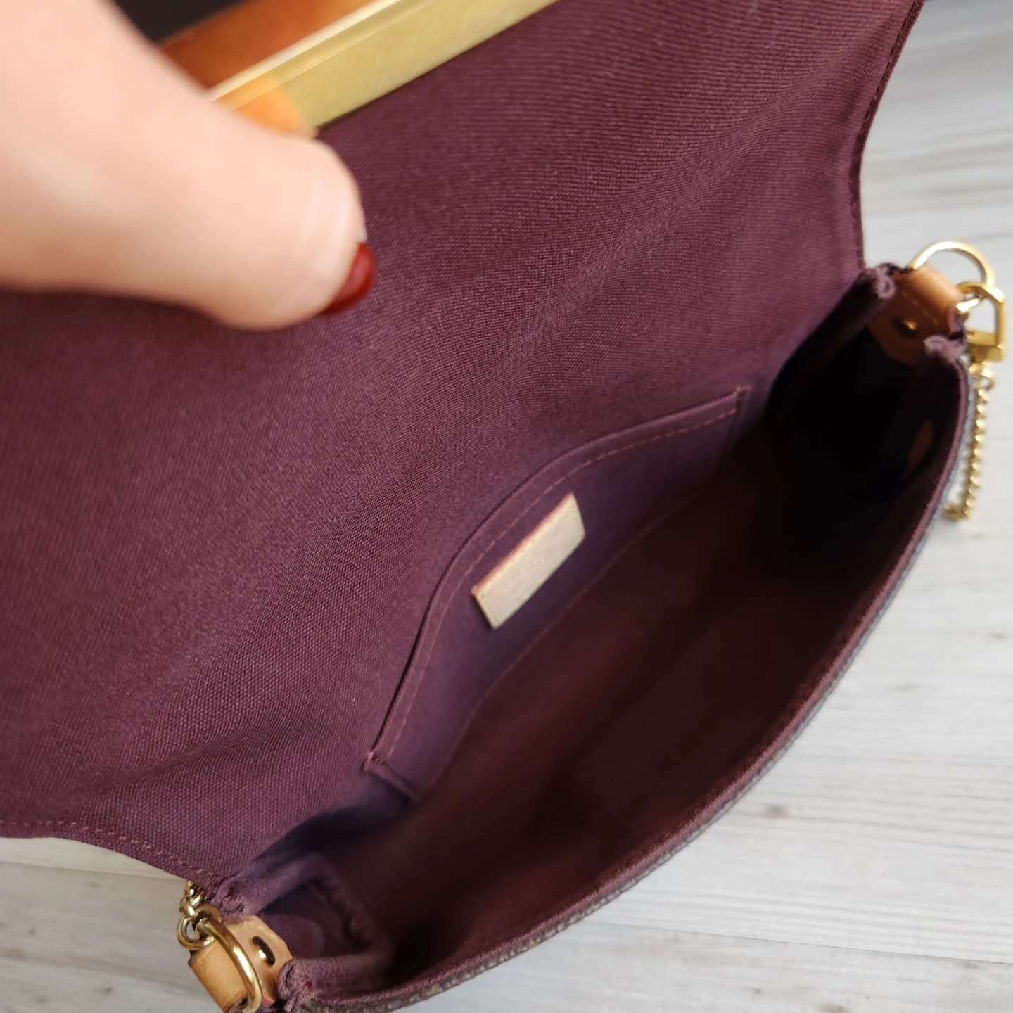 Louis Vuitton Favorite PM