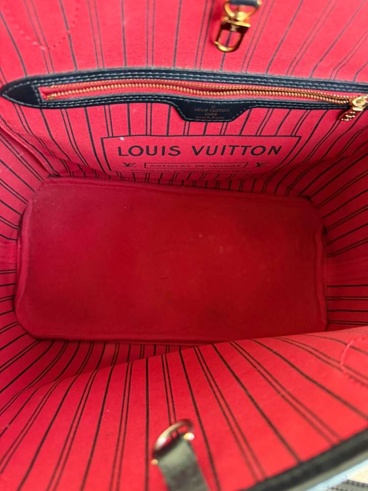 Louis Vuitton Neverfull